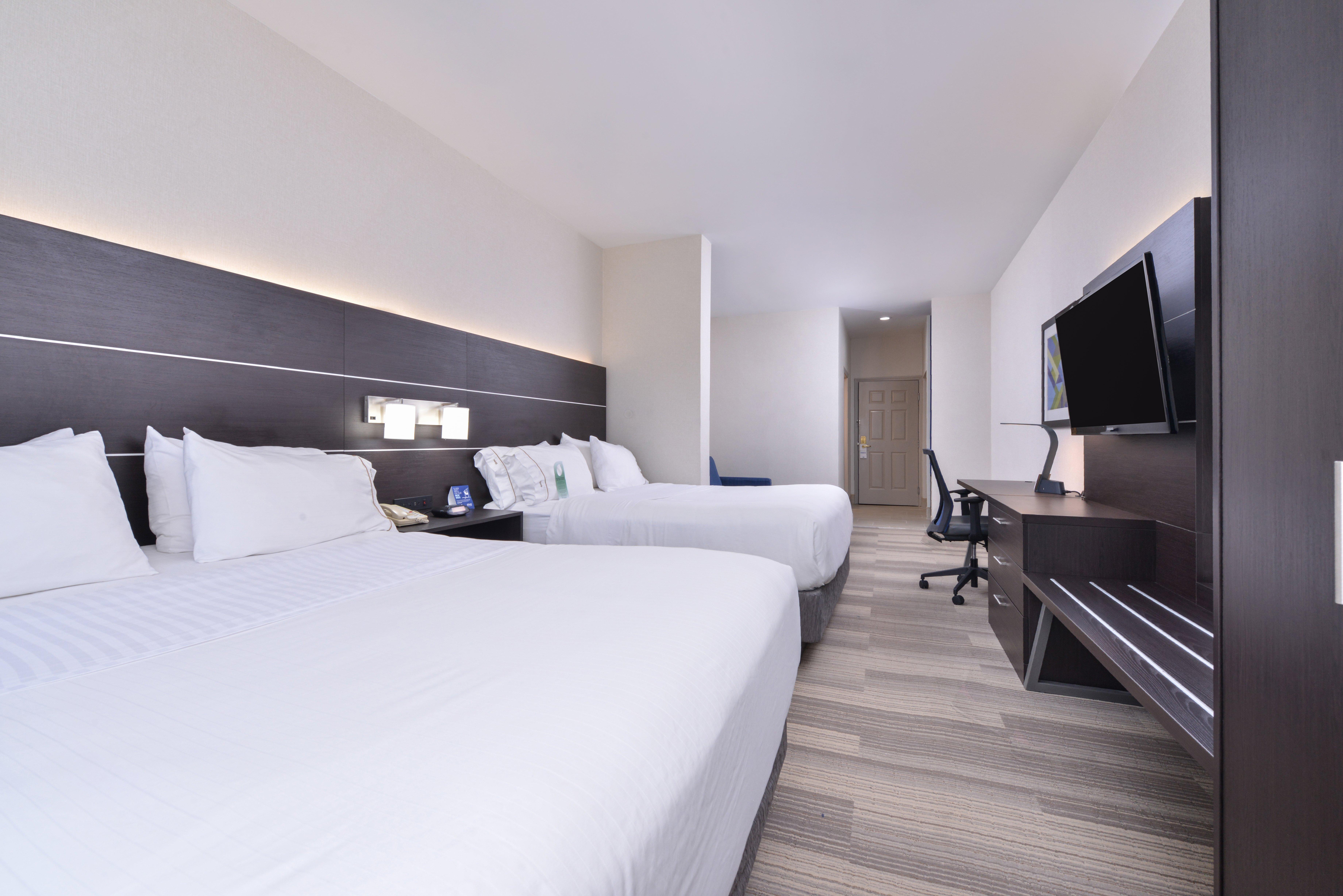 Holiday Inn Express Mystic By Ihg Exterior foto