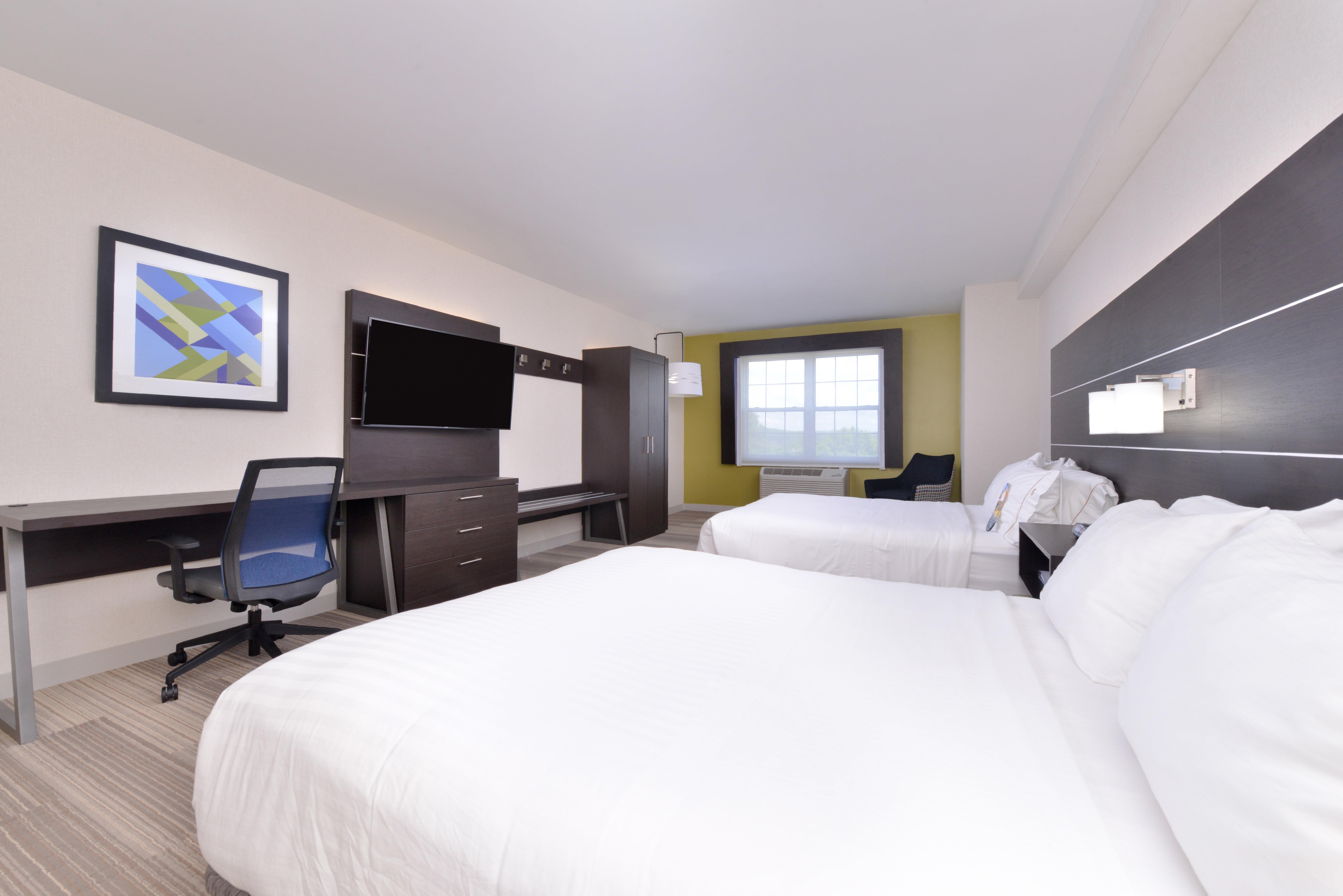Holiday Inn Express Mystic By Ihg Exterior foto