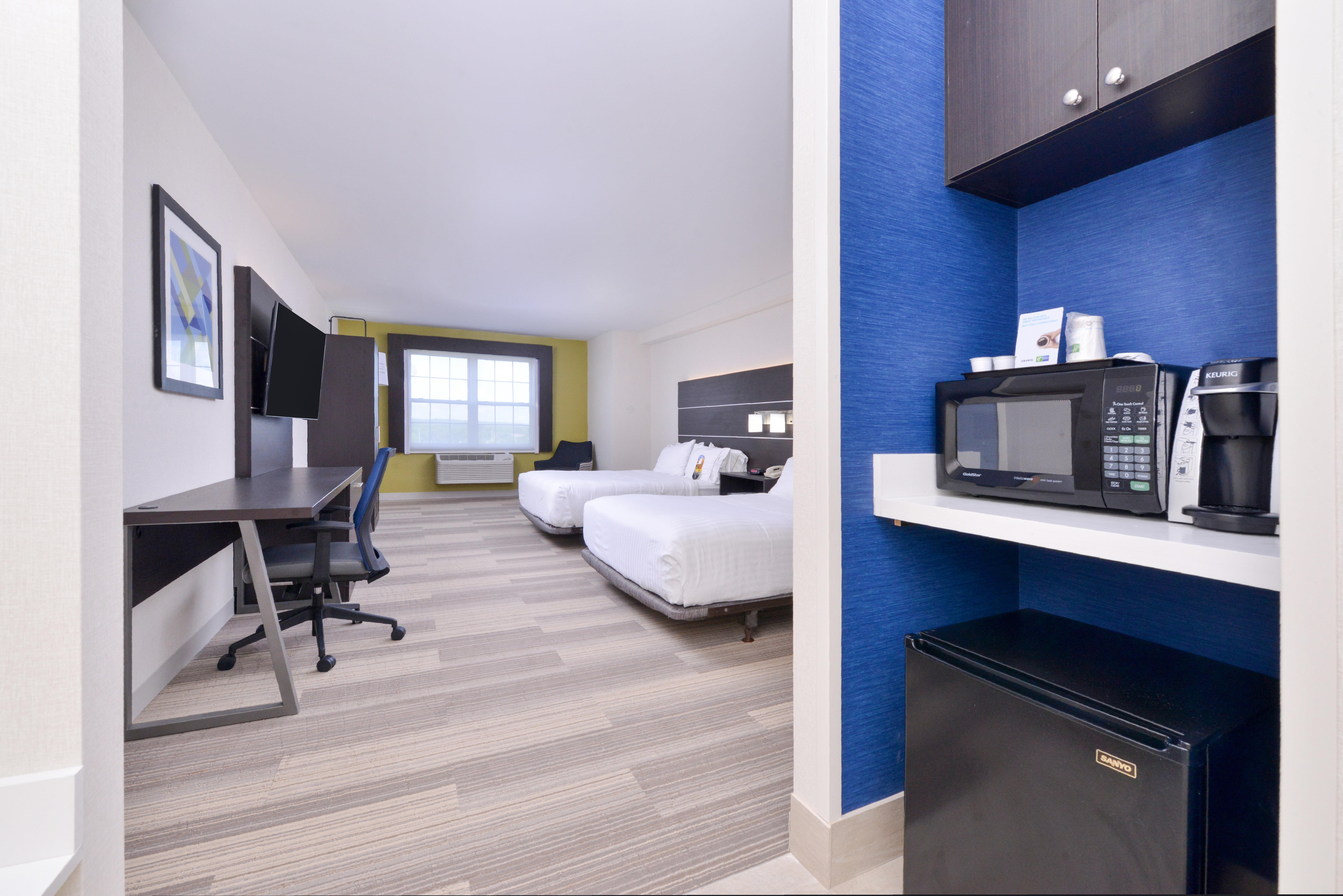 Holiday Inn Express Mystic By Ihg Exterior foto