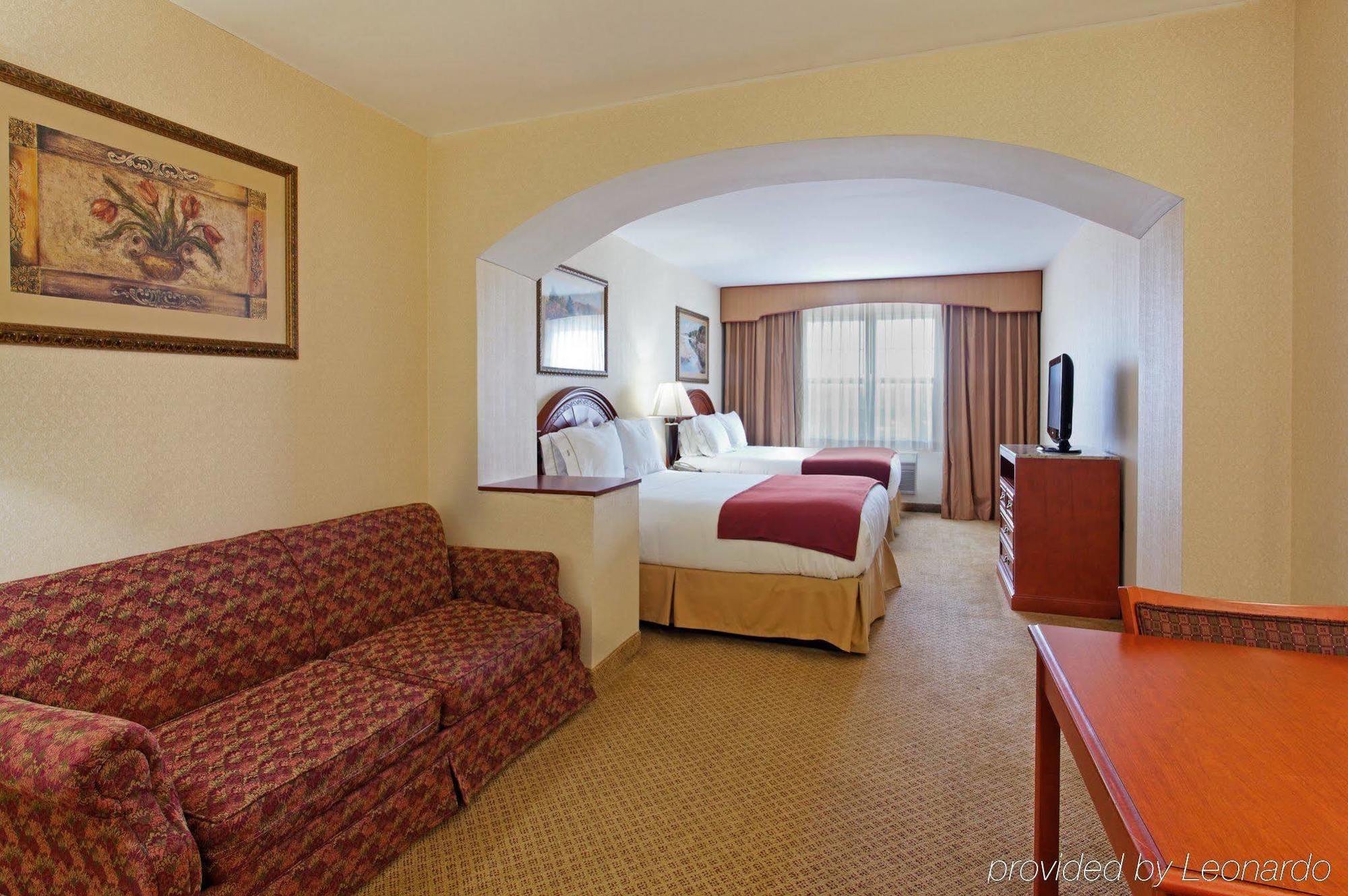 Holiday Inn Express Mystic By Ihg Cameră foto